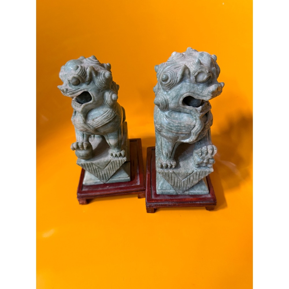 Vintage Hand Carved Green Jade Foo Dog Guardian Lions Pair‎ with Wood Bases 6in